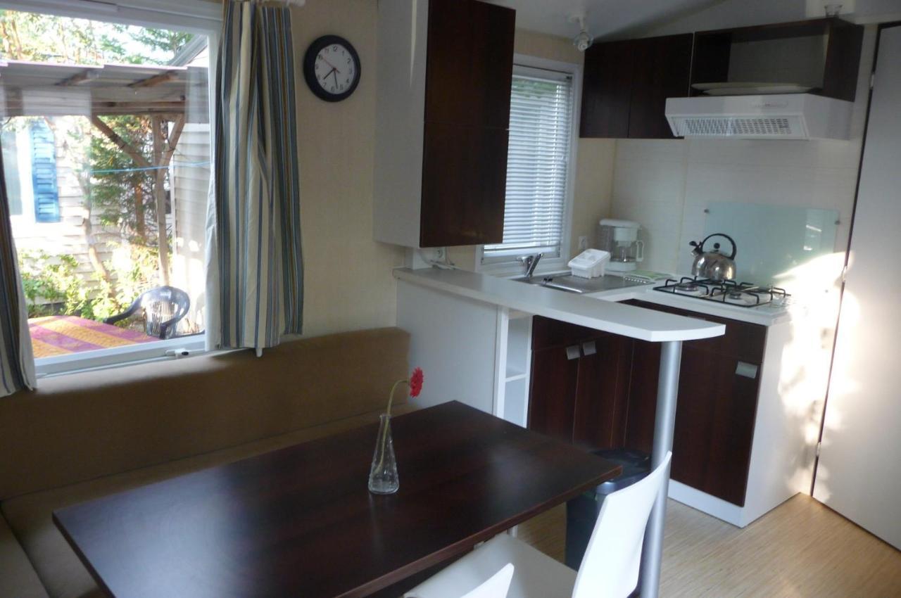 Holiday Prairies Mobile Home Grimaud Exterior photo